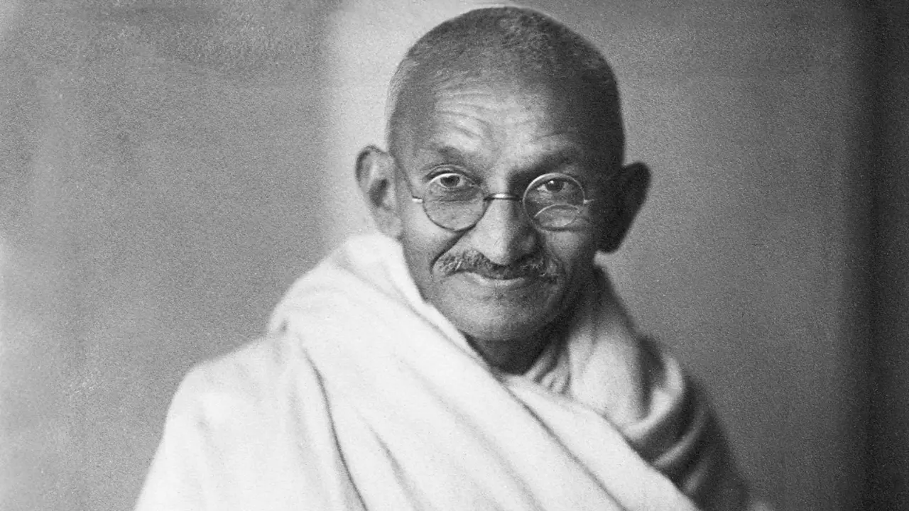 Mahatma Gandhi biography (1869–1948)